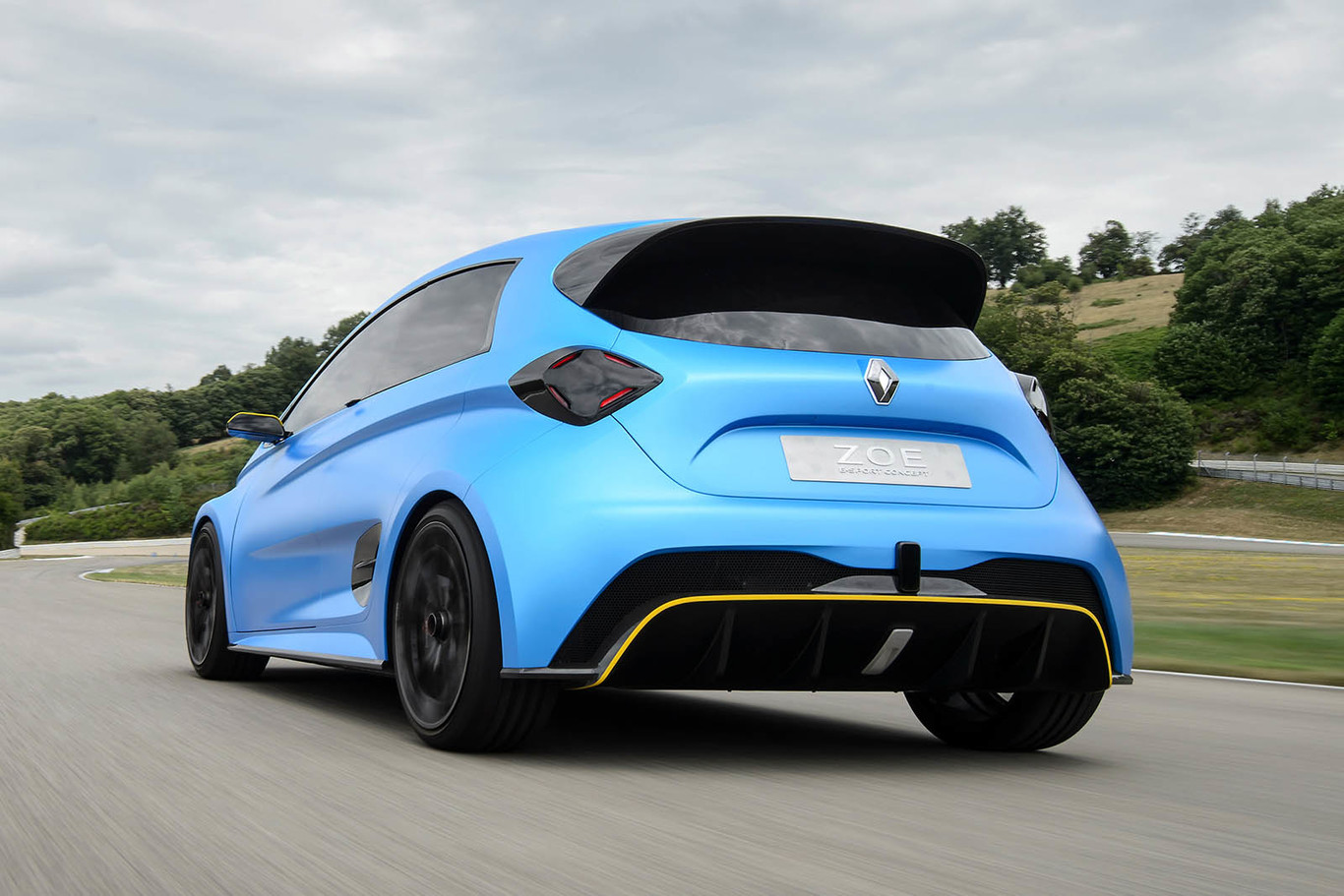 Renault está desarrollando un ZOE RS de altas prestaciones, pero no con la tecnología de baterías actual