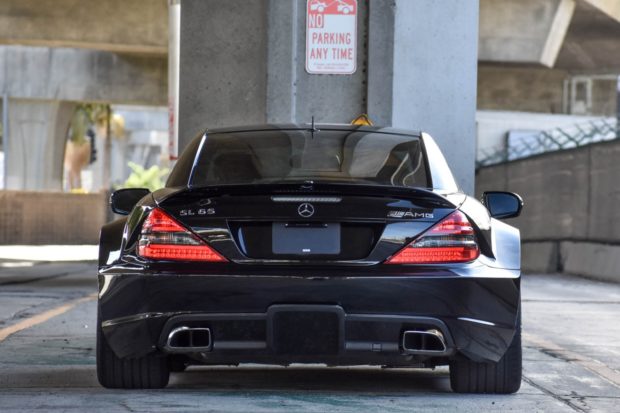 Este Mercedes SL65 Black Series de 2009 sólo tiene 17.000 km y ahora está disponible