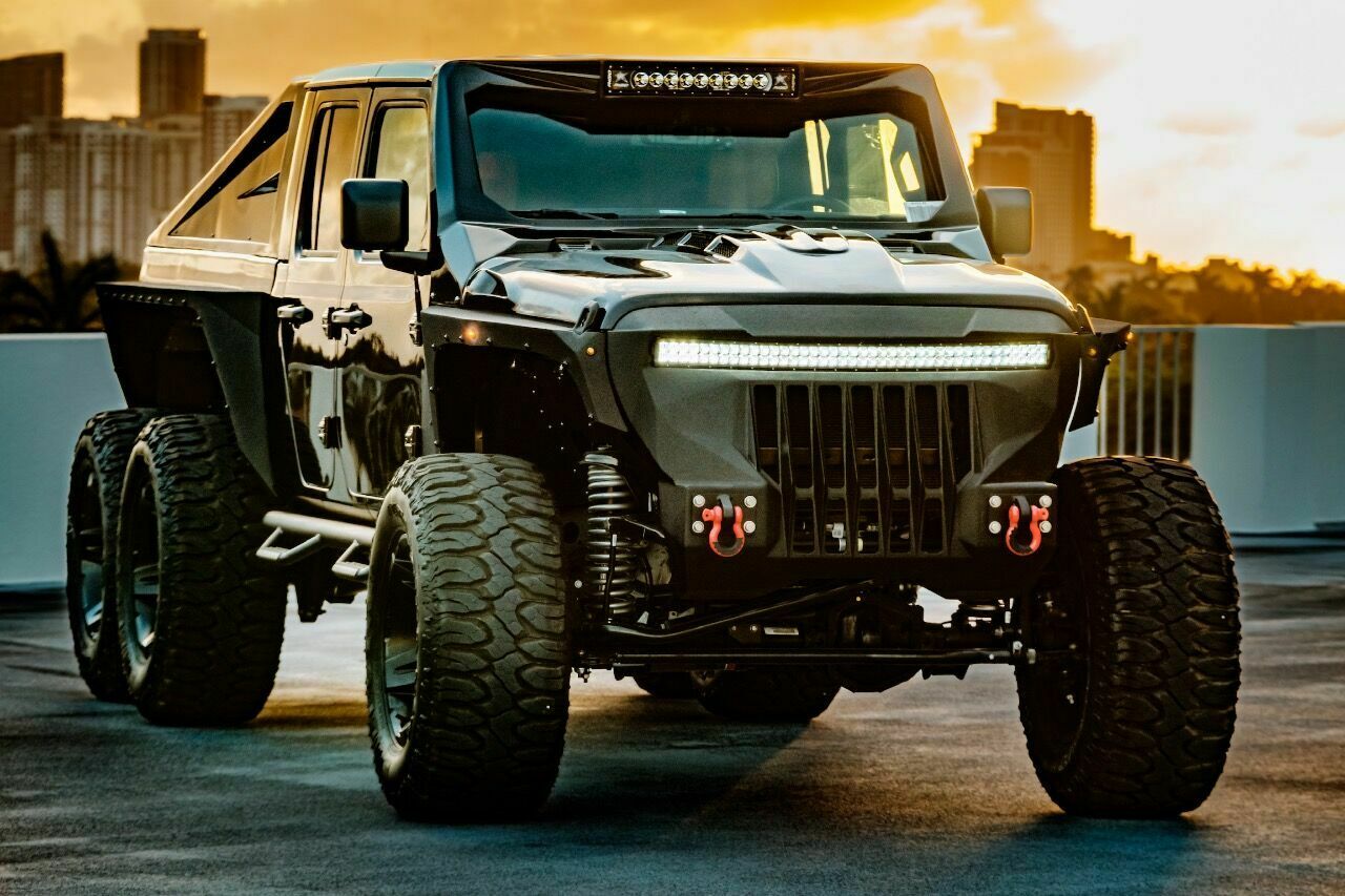 Jeep Gladiador Oculus Tron 6×6: 750 CV y tres ejes para sobrevivir al apocalipsis