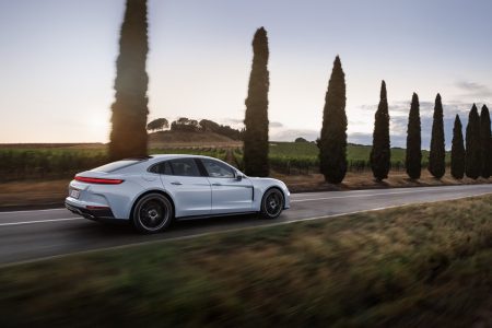 Así es el Porsche Panamera Turbo S E-Hybrid: el Panamera más rápido de todos