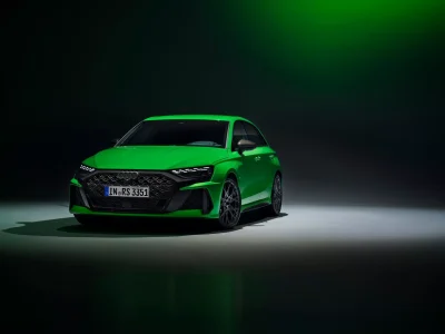 El Audi RS 3 2025 se pone al día: nueva estética, chasis reajustado y... un nuevo olor en su interior