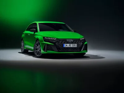 El Audi RS 3 2025 se pone al día: nueva estética, chasis reajustado y... un nuevo olor en su interior