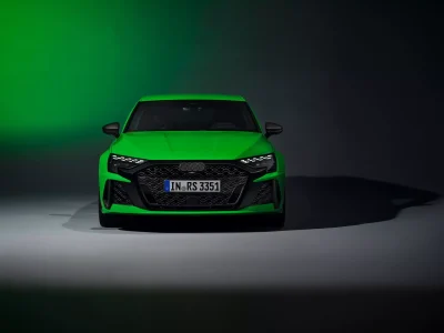 El Audi RS 3 2025 se pone al día: nueva estética, chasis reajustado y... un nuevo olor en su interior