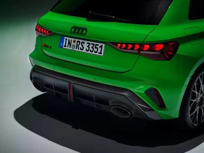 El Audi RS 3 2025 se pone al día: nueva estética, chasis reajustado y... un nuevo olor en su interior