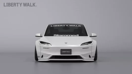 El Tesla Model 3 Highland pasa por el rodillo de Liberty Walk: así cambia radicalmente su aspecto