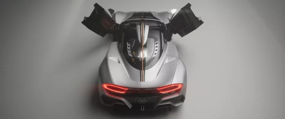 El Hennessey Venom F5-M Roadster es el coche más potente del mundo con caja de cambios manual