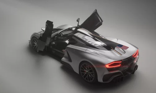 El Hennessey Venom F5-M Roadster es el coche más potente del mundo con caja de cambios manual