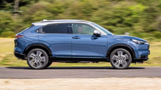 El Honda HR-V e:HEV 2025 se pone al día: cambios sutiles y un único motor