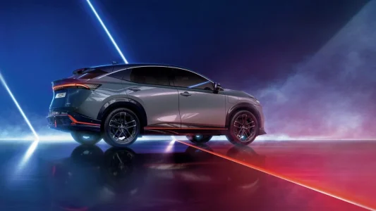 El Nissan Ariya NISMO llegará a Europa: muy por detrás en prestaciones del Tesla Model Y Performance