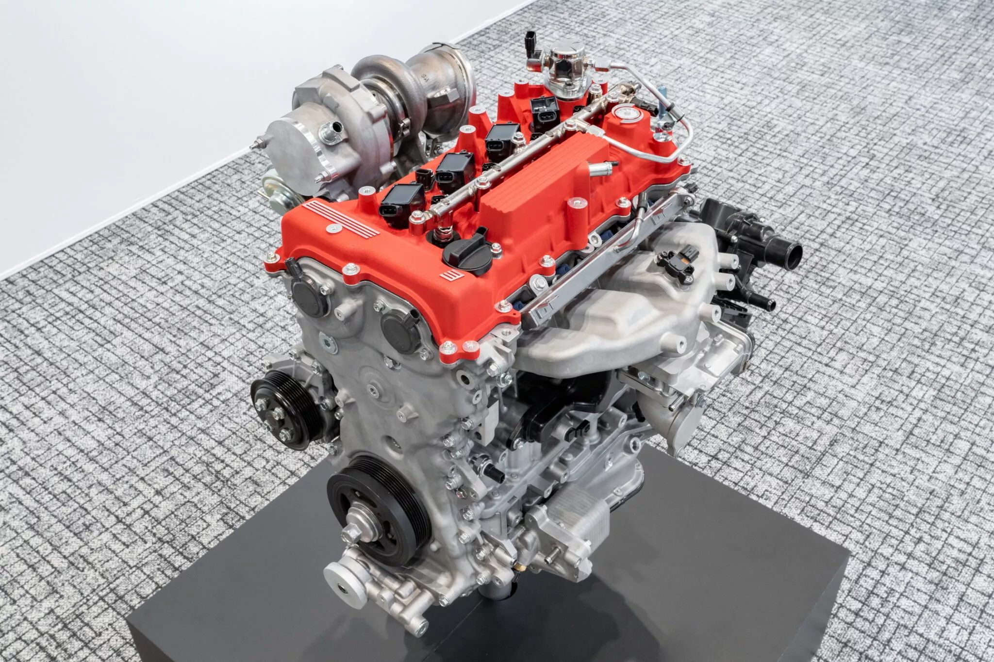 Toyota quiere que este nuevo cuatro cilindros turbo reemplace a la leyenda del 2JZ