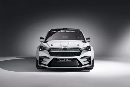 El Skoda Enyaq RS Race auna tres conceptos controvertidos: SUV, competición y 100% eléctrico