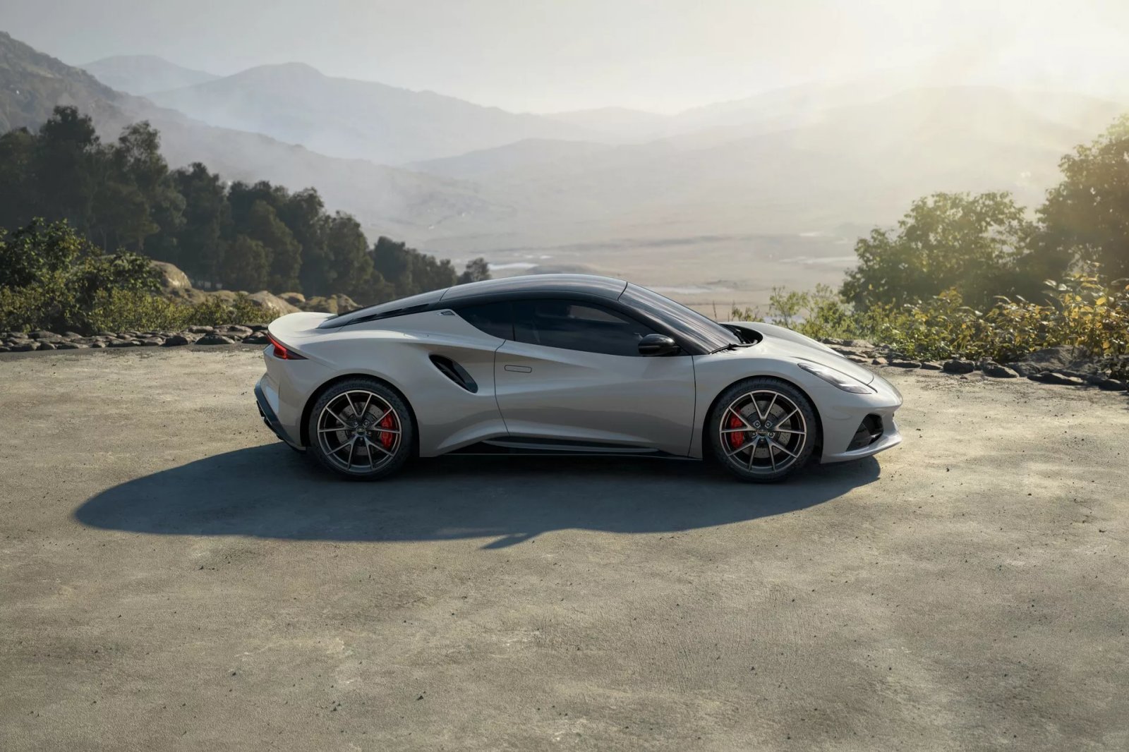 Lotus Emira Turbo SE: cuatro cilindros con origen AMG