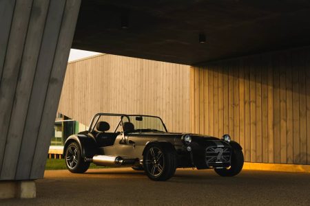 Caterham Seven CSR Twenty: la versión más lujosa del modelo que no llegará a la UE