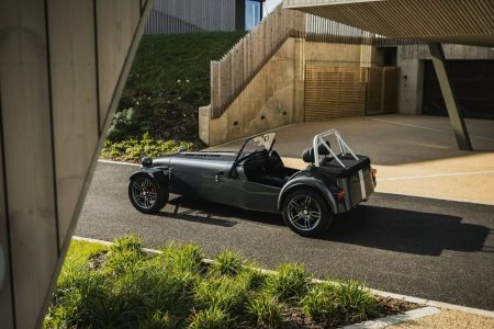 Caterham Seven CSR Twenty: la versión más lujosa del modelo que no llegará a la UE