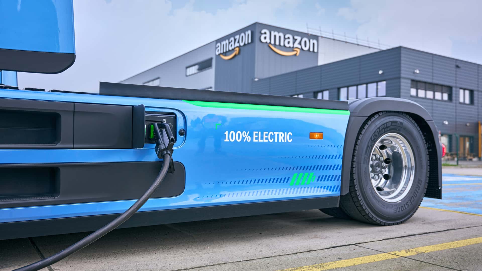 Amazon apuesta por la electrificación en Europa: adquiere 200 camiones eléctricos eActros 600 de Mercedes-Benz Trucks