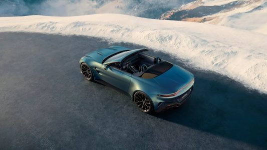 Aston Martin Vantage Roadster 2025: la capota más rápida del mercado... con 665 CV de potencia