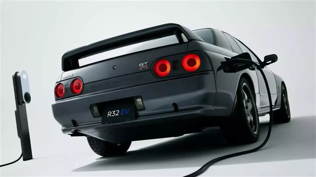 Nissan presenta el R32 GT-R eléctrico en forma de restomod... y no gustará a todos