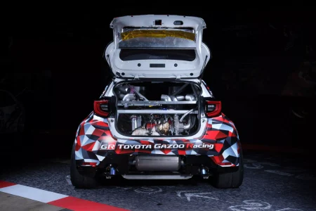 Toyota presenta un prototipo de Yaris GR con motor central trasero... ¿con qué objetivo?